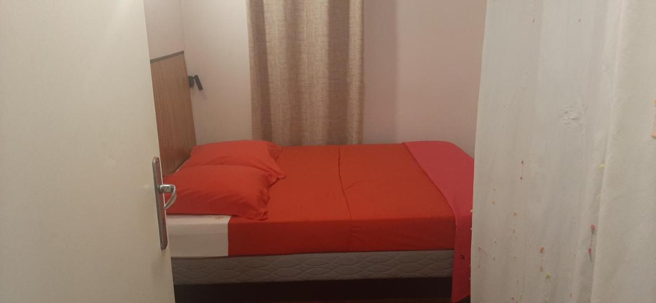 Ferienwohnung Les Anones Saint-Gilles-les-Bains Exterior foto